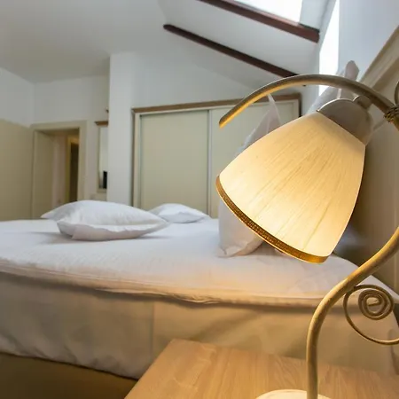 Carmen's Mansion A Gasthof 5*